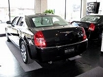 �N���C�X���[300C 5.7HEMI�@���A�ʐ^